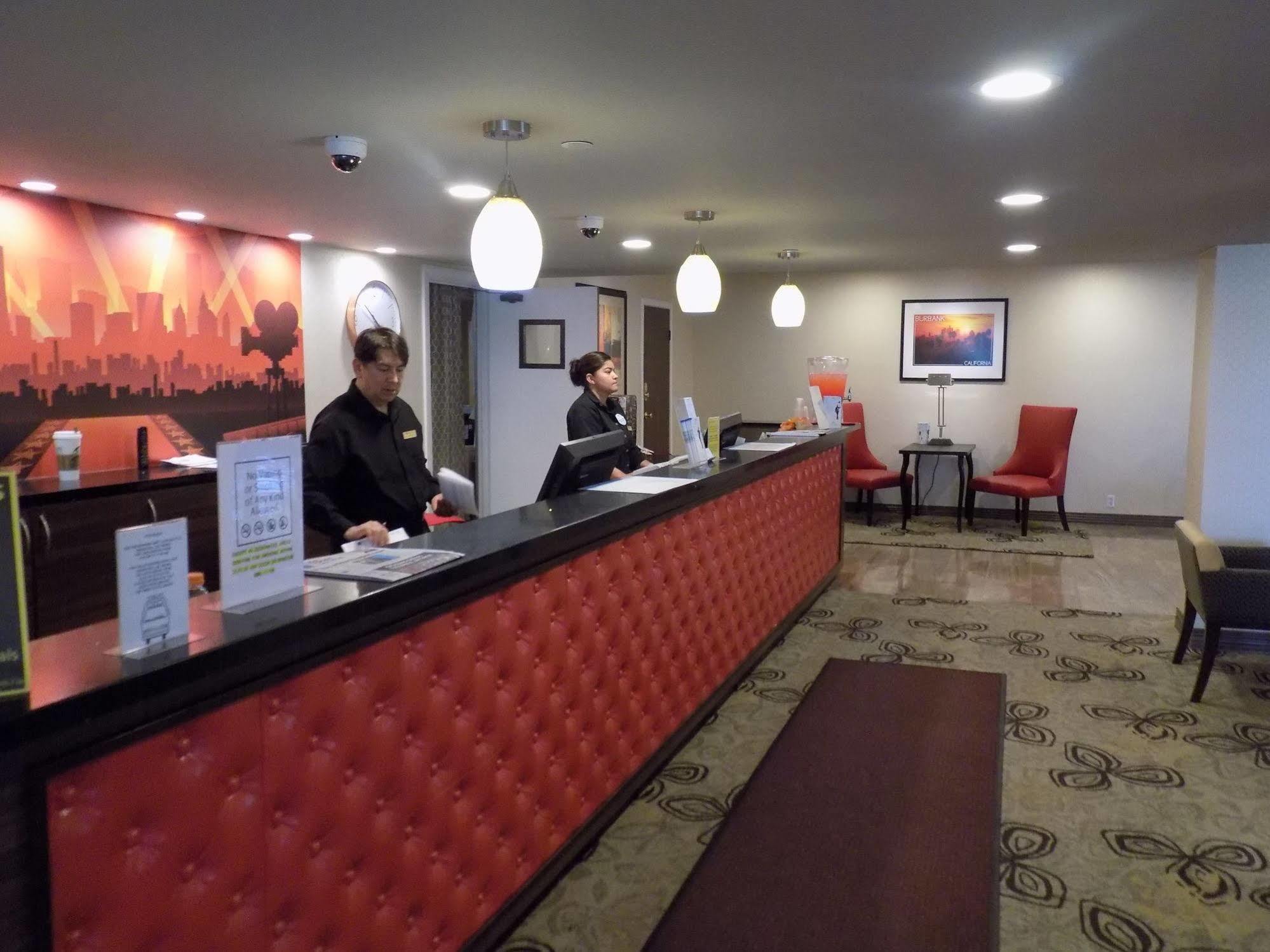 Ramada By Wyndham Burbank Airport Hotel Buitenkant foto